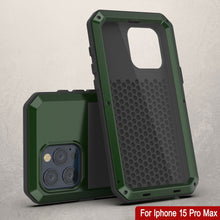 Charger l'image dans la galerie, Coque en métal pour iPhone 15 Pro Max, résistance aux chocs, de qualité militaire, couvrant entièrement le corps et de couleur verte foncée.